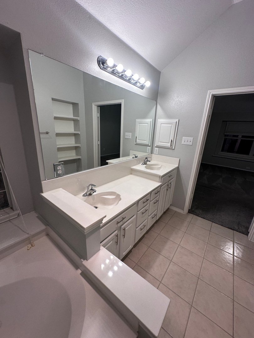7 Hacks to Keep Your Home Clean Between Services